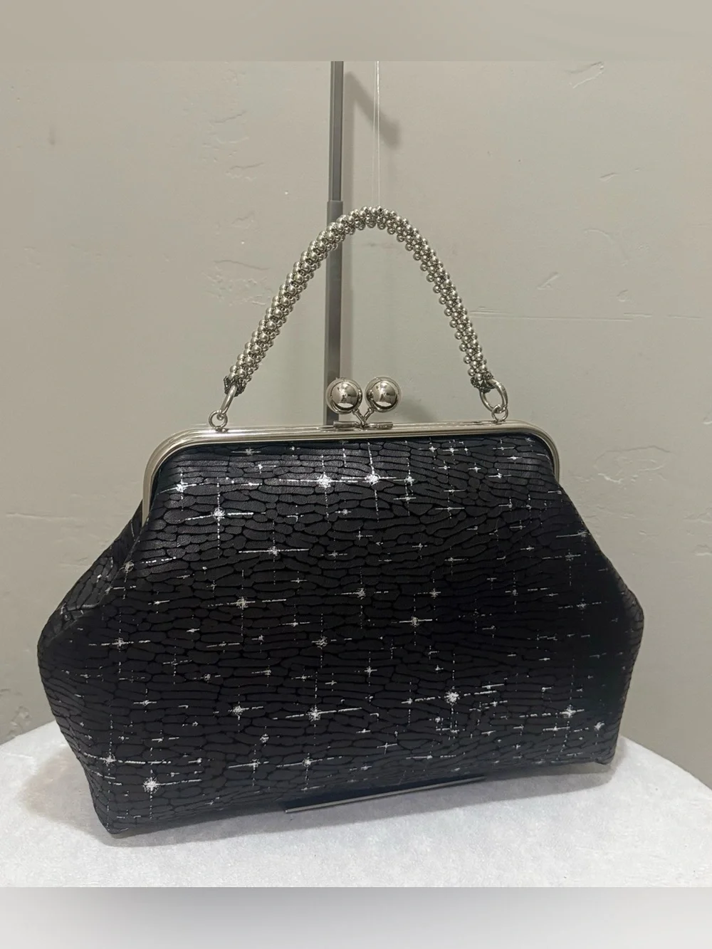 Silver Stars Embossed Cowhide Handmade Kisslock Frame, Extra Large Multi Use Bag